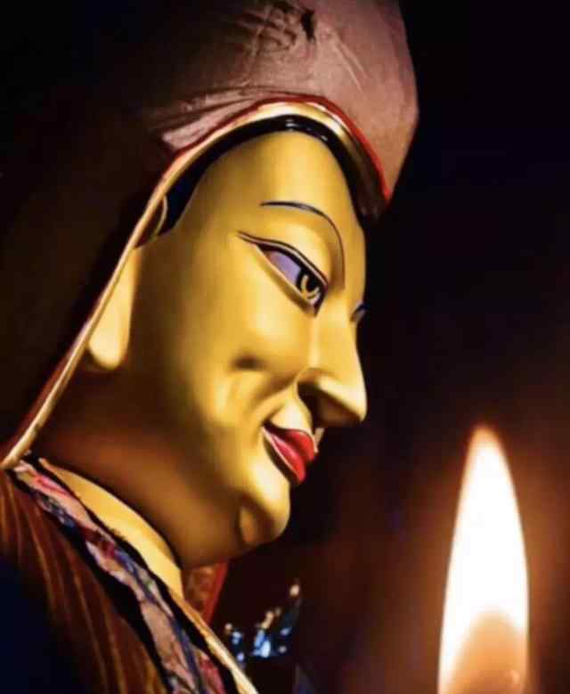 供酥油灯的功德 梵林文化-藏传佛教供酥油灯的功德