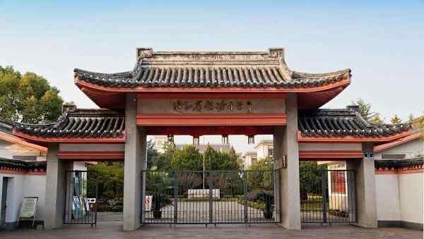 杭州二中 浙江“王炸级”的4所高中 杭州二中只能排第二 第一名是谁